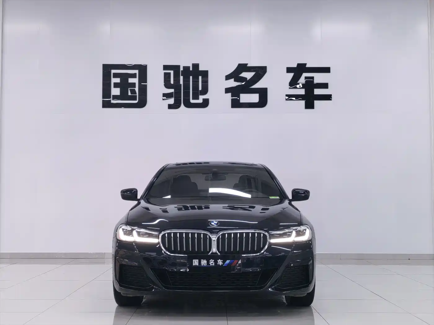 BMW 5 Series 2022 530Li Leading M Sport Package фото 2