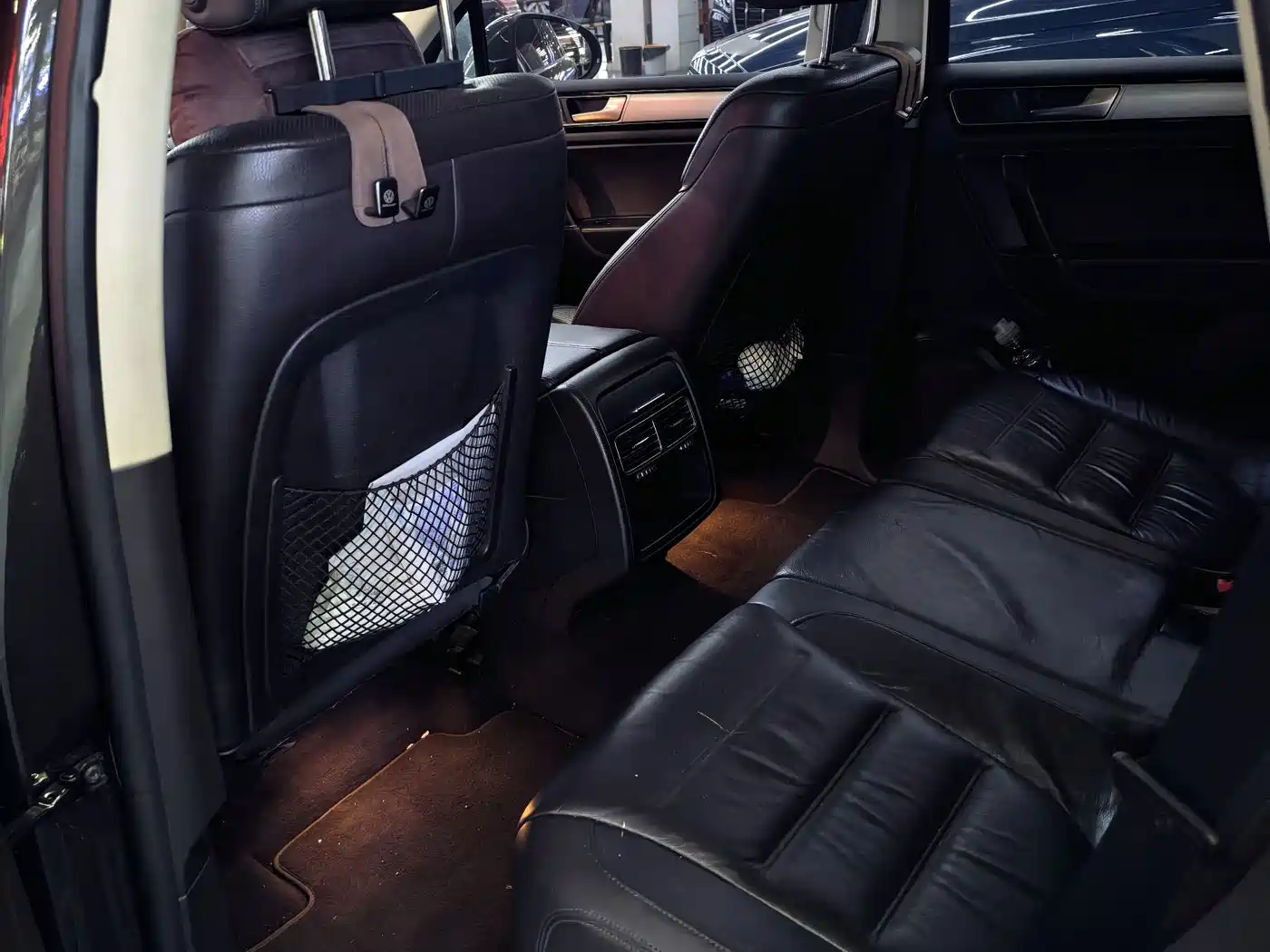 Volkswagen Touareg 2018 2017 3.0TSI Explorer Edition