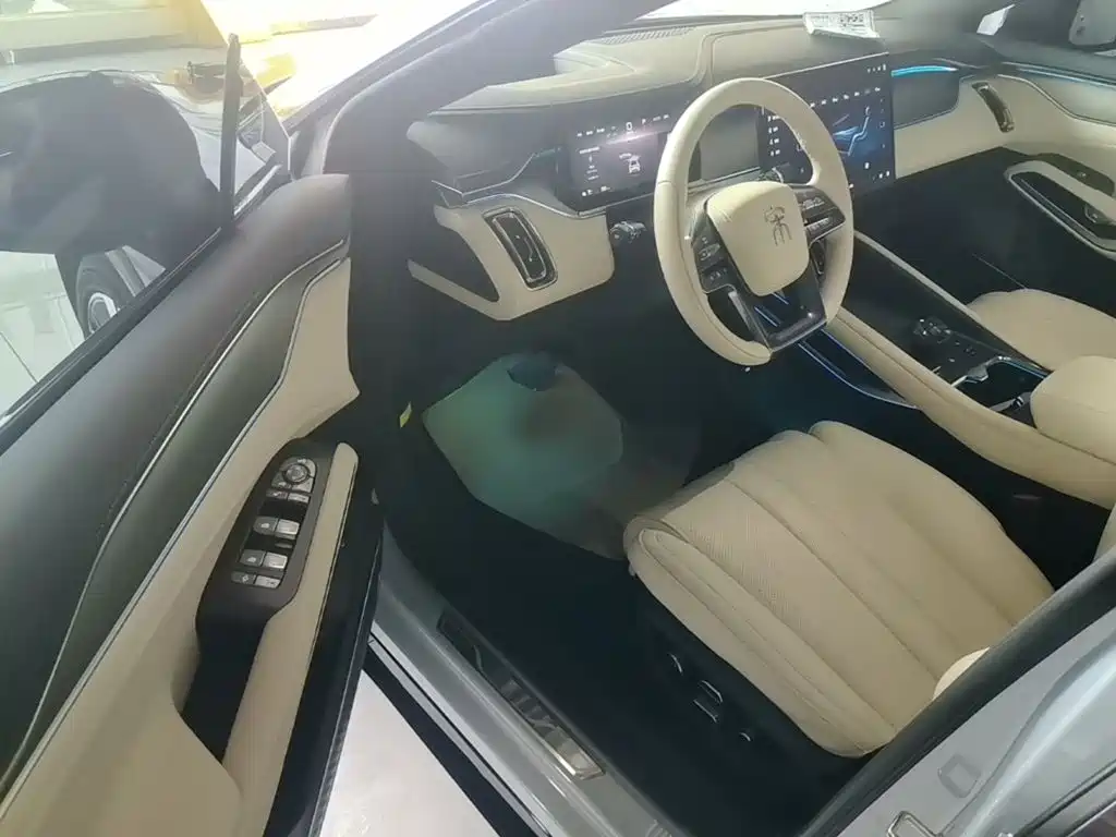 BYD Song L EV 2024 2024 Model 662km Excellence