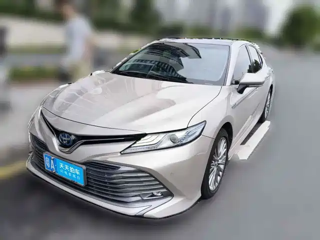 Toyota Camry 2019