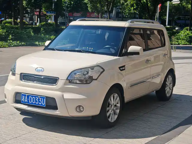  Kia Soul 2013 1.6L AT GL