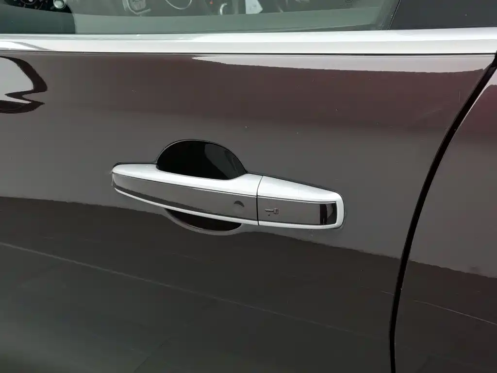 Jaguar XEL, миниатюра 18