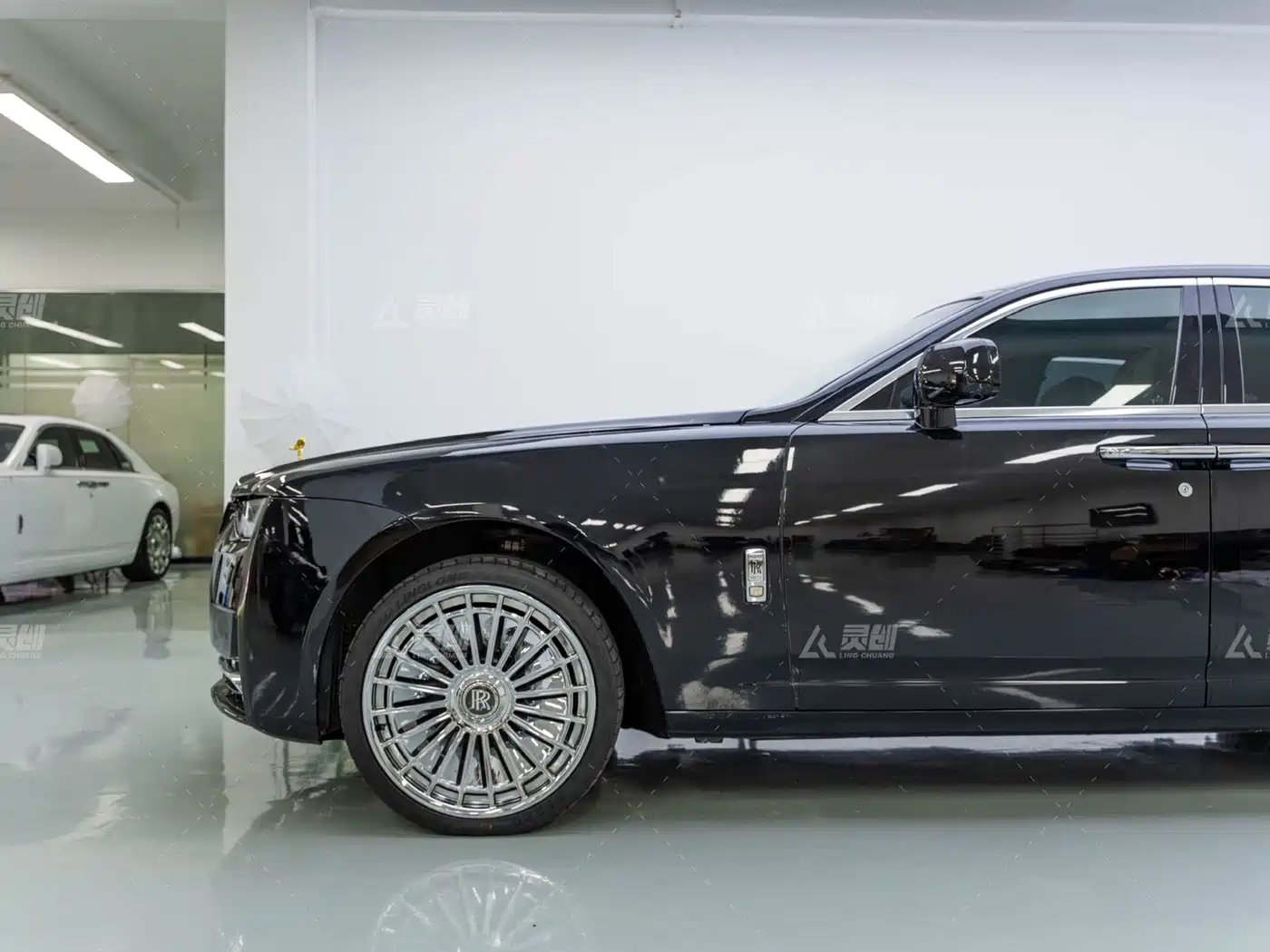 Rolls-Royce Ghost 2013 2010 Model 6.6T Standard