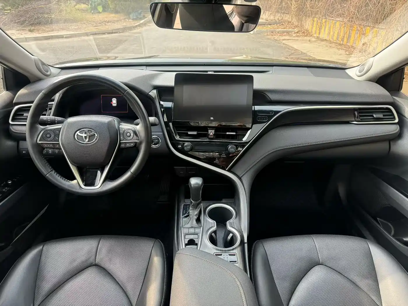 Toyota Camry 2023 2.5Q Flagship Edition фото 7