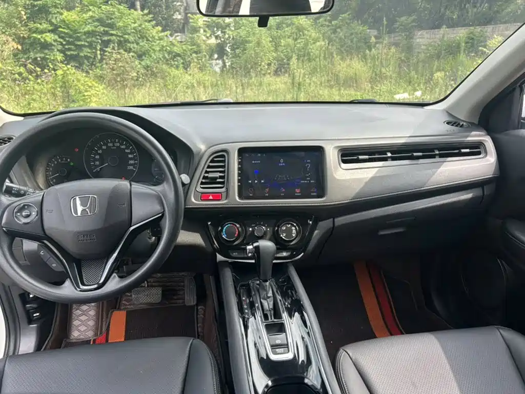 Photo 8 - Honda Vezel