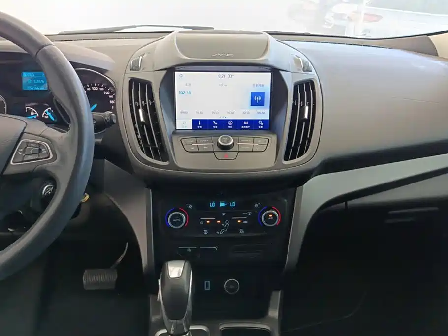 Ford Kuga 2021 2019 EcoBoost 180 2WD Platinum Wing Edition China VI