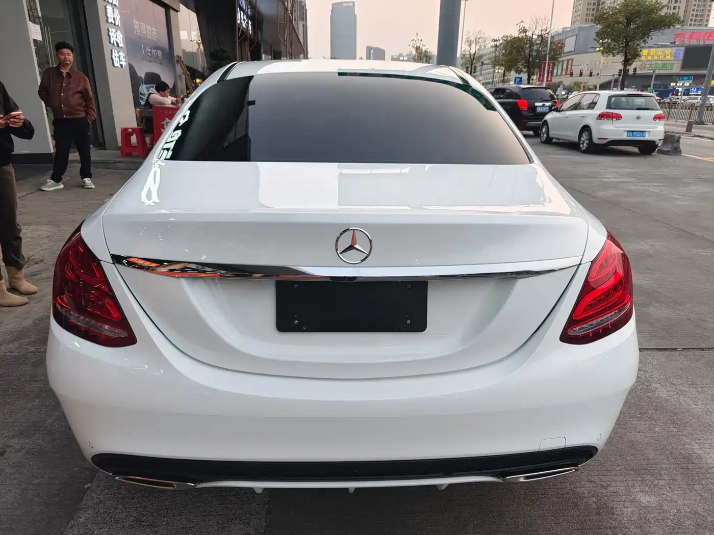Mercedes-Benz C-Class 2016 C 180 L Sport фото 13