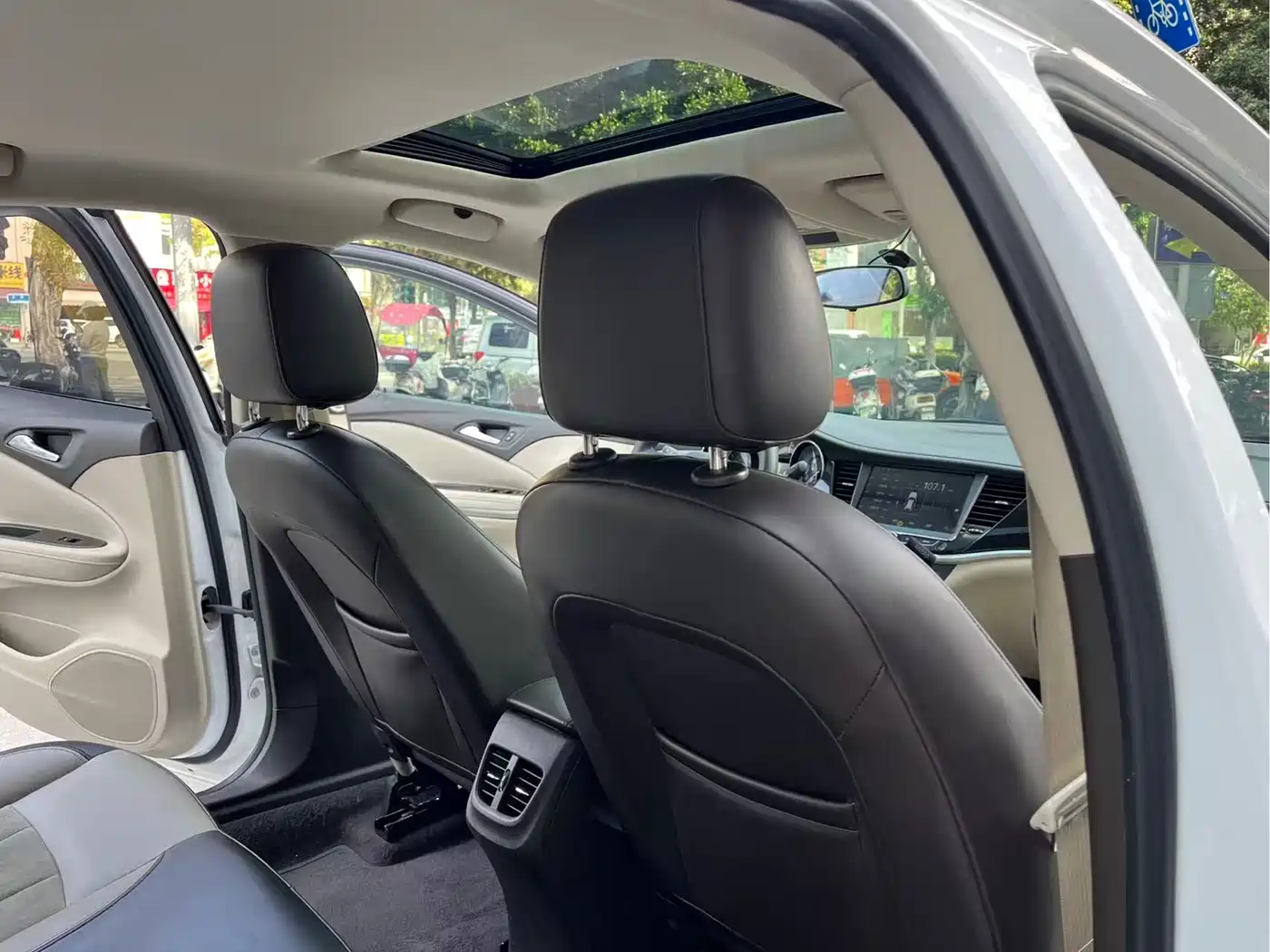 Buick Verano 2015 Sedan 15S Automatic Leading фото 19