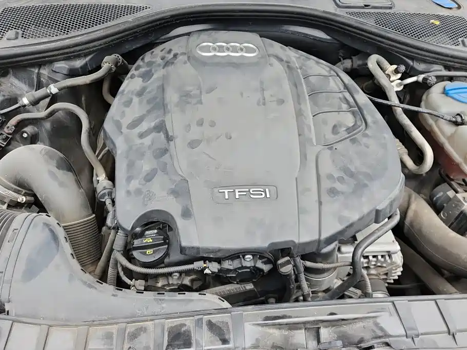 Фото 10 - Audi A6 (Import)