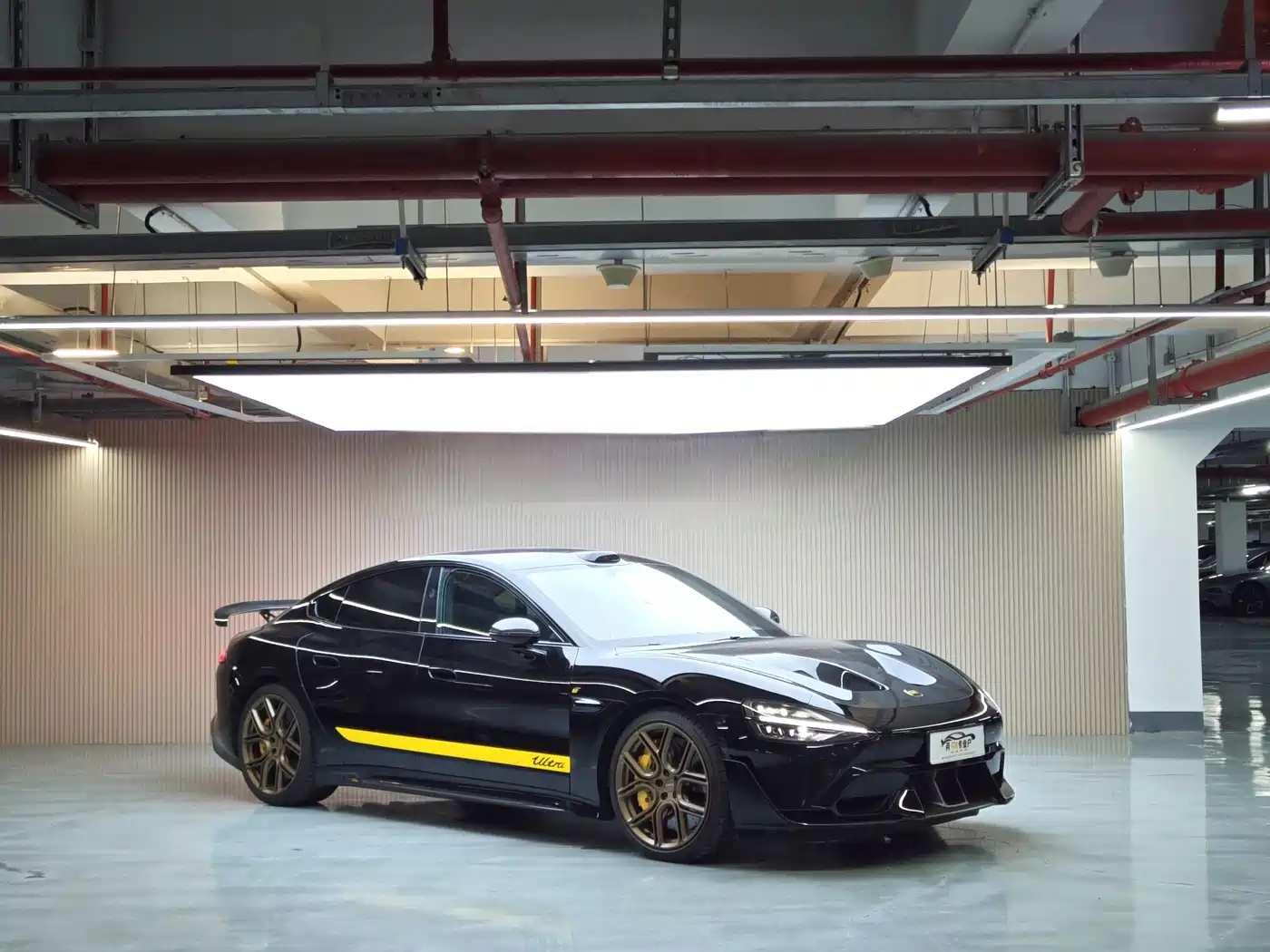 XIAOMI CAR XIAOMI SU7 ULTRA