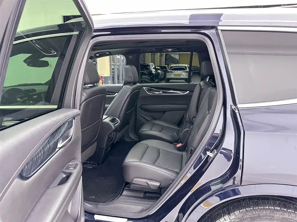 Cadillac XT6 2021 28T 6-Seater AWD Luxury фото 21