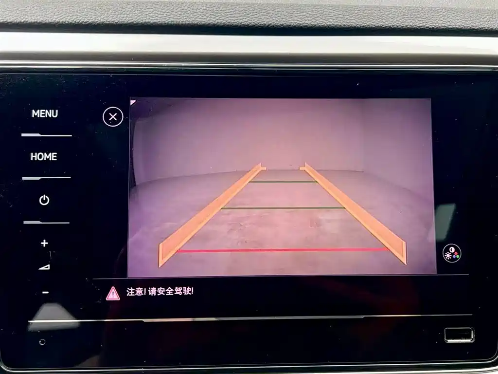 Фото 6 - Volkswagen T-ROC