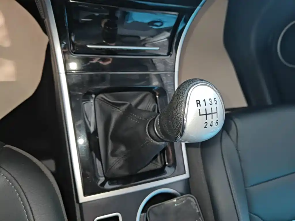 Haval H2 2018 2018 Model Red Label 1.5T Manual 2WD Elite
