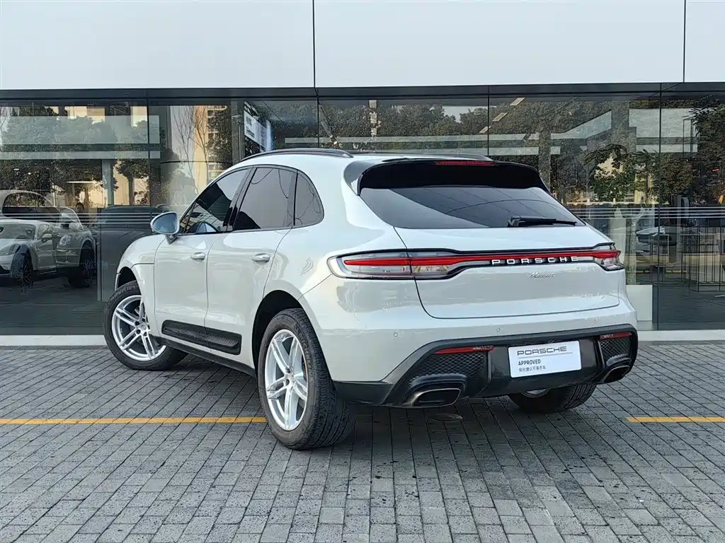 Porsche Macan 2023 Macan 2.0T фото 3