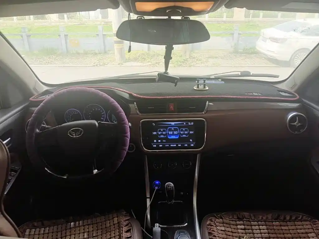 BAIC Huansu S3 2017 2016 S3L 1.5L Manual Premium