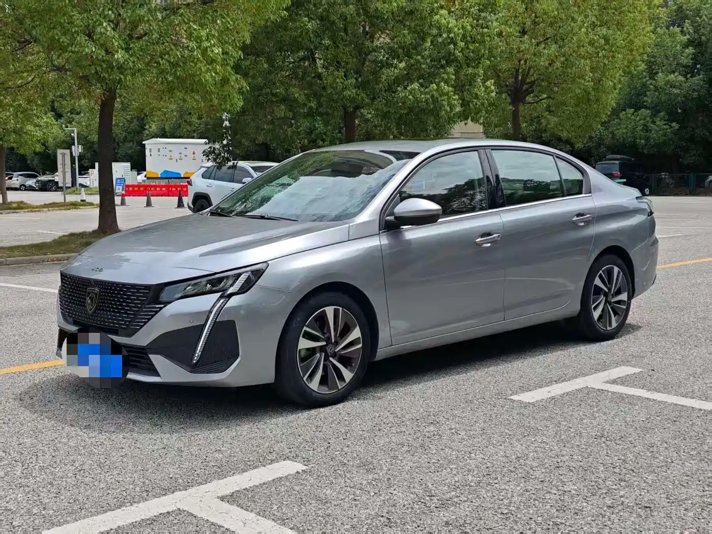 Peugeot 408 2023 2022 1.6T Light Chaser Edition