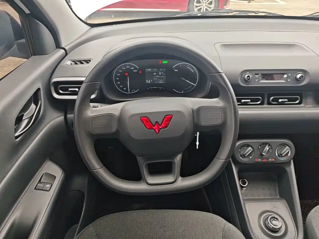 Фото 11 - Wuling Motors Wuling Hongguang New Energy