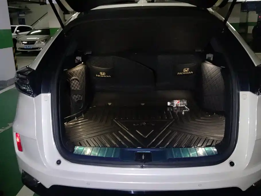 HONDA UR-V
