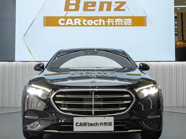 Mercedes-Benz E-Class 2024