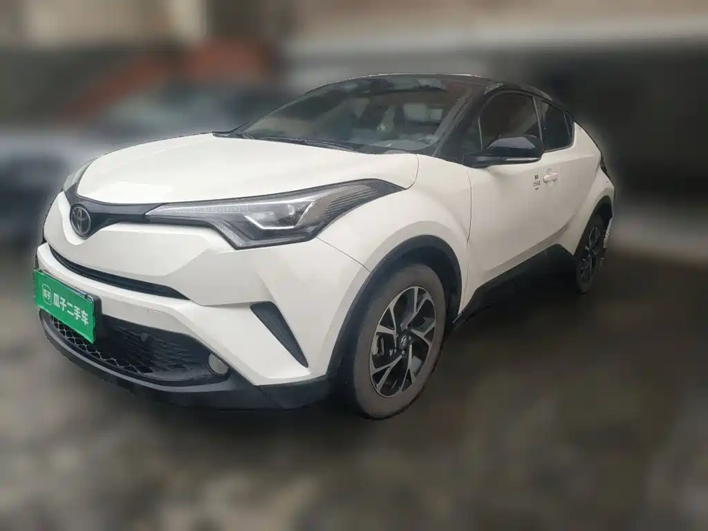 Фото 1 - Toyota C-HR