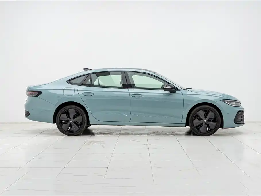 Volkswagen Passat 2025 Model Pro 380TSI Starlight Dragon Premium Edition фото 8