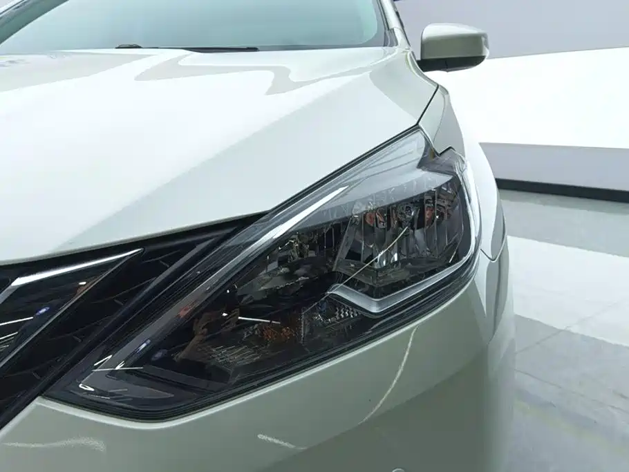 Фото 5 - Nissan Sylphy
