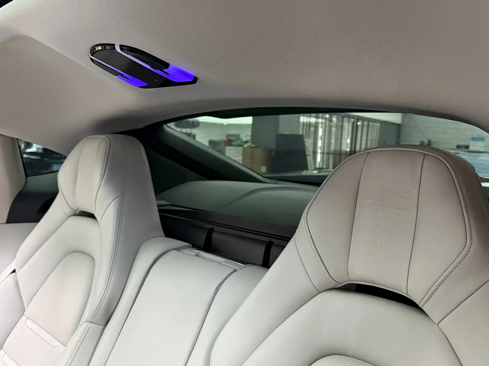 Photo 13 - Porsche Panamera New Energy