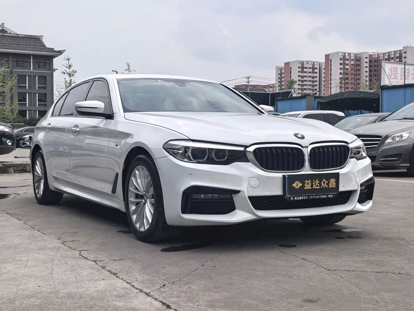 BMW 5 Series 2019 530Li Leading M Sport Package фото 3