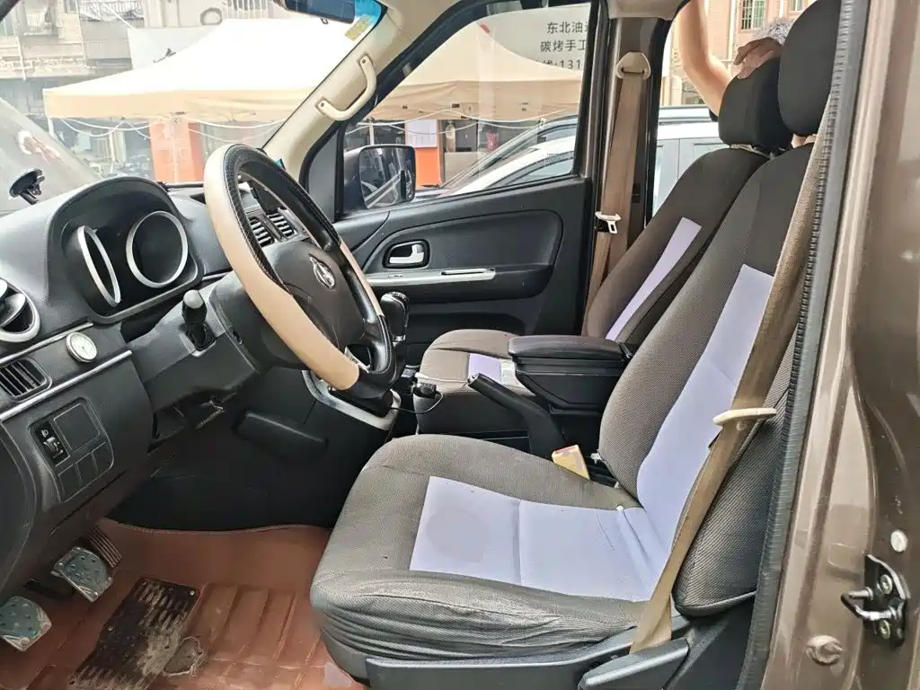Changan Kaicheng Changan Ruixing M70 2018 2018 1.5L Comfort Flat Roof Hatchback DAM15DL