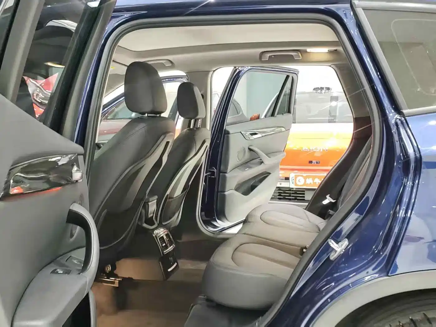 BMW X1 2016 sDrive18Li Premium Model фото 10