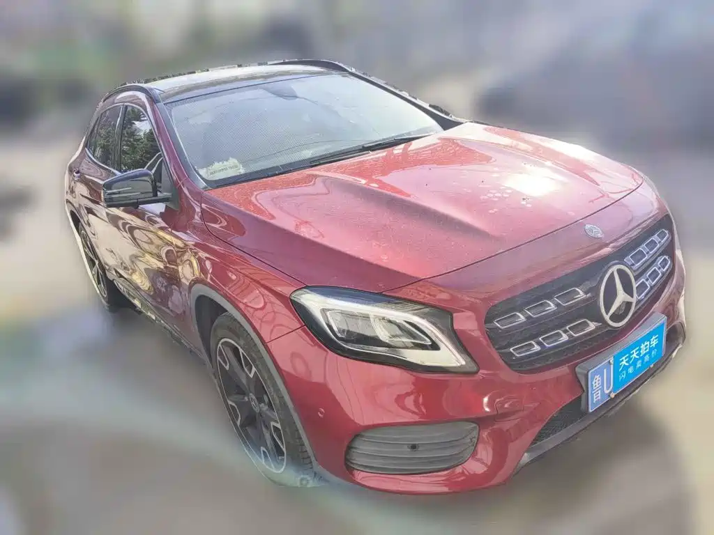 Фото 3 - Mercedes-Benz GLA