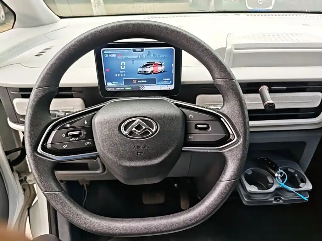 SAIC Maxus Dana V1 2025 2025 Low Roof Multi-purpose Version 42kWh