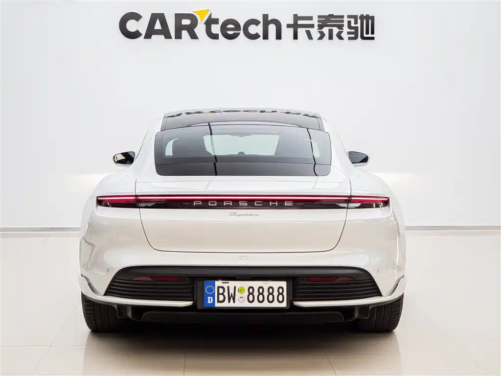 Porsche Taycan 2022 Facelift Taycan фото 4