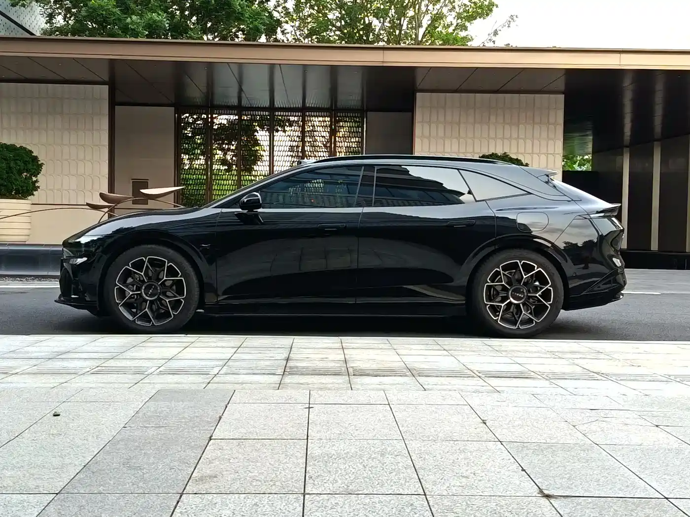 ZEEKR EXTREME KRYPTON 007GT