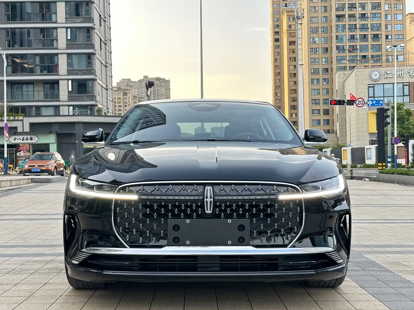 Lincoln Z 2024 2.0T Premium Edition фото 3