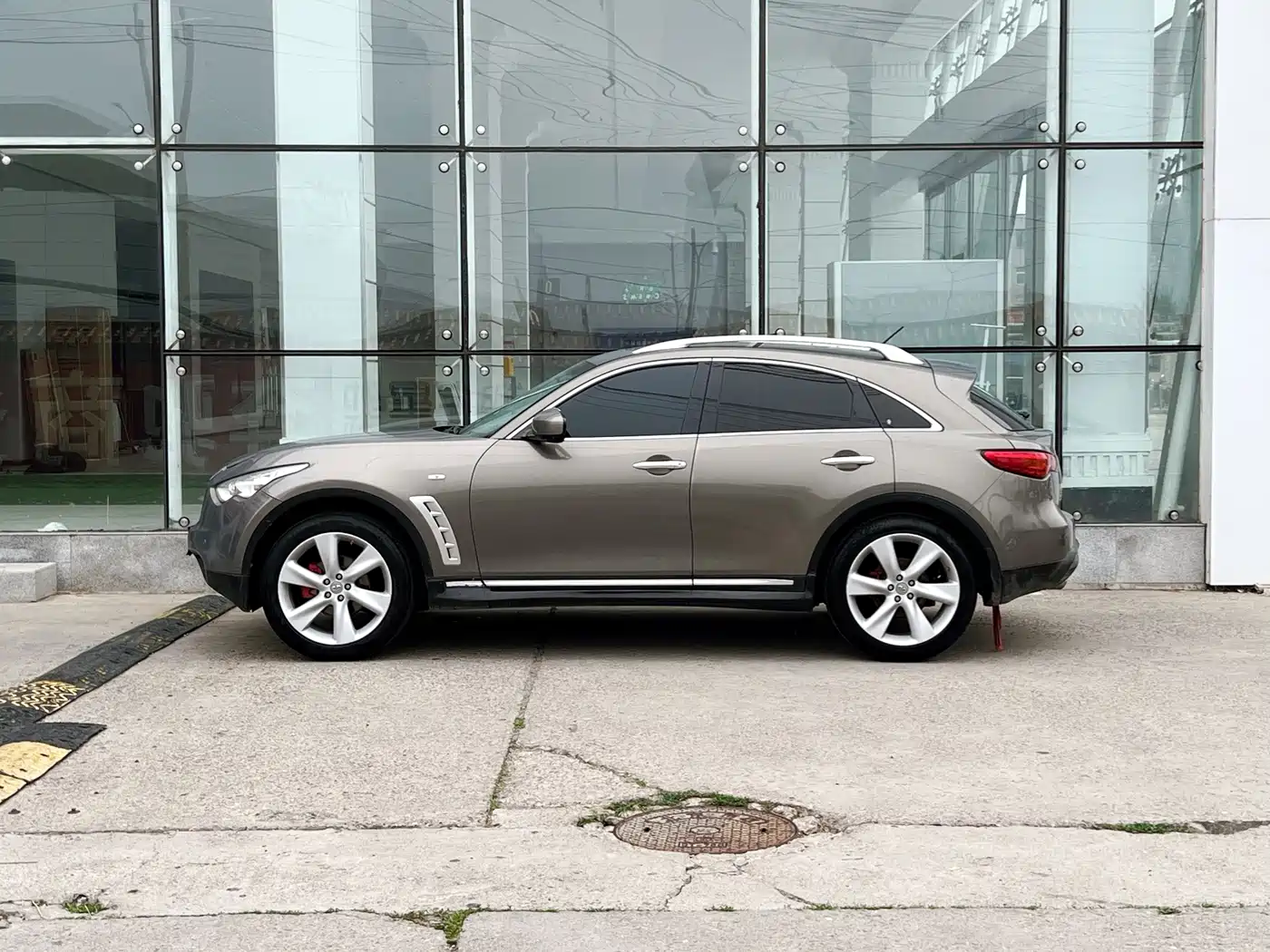 Infiniti FX 2009 2009 FX35 Beyond Edition