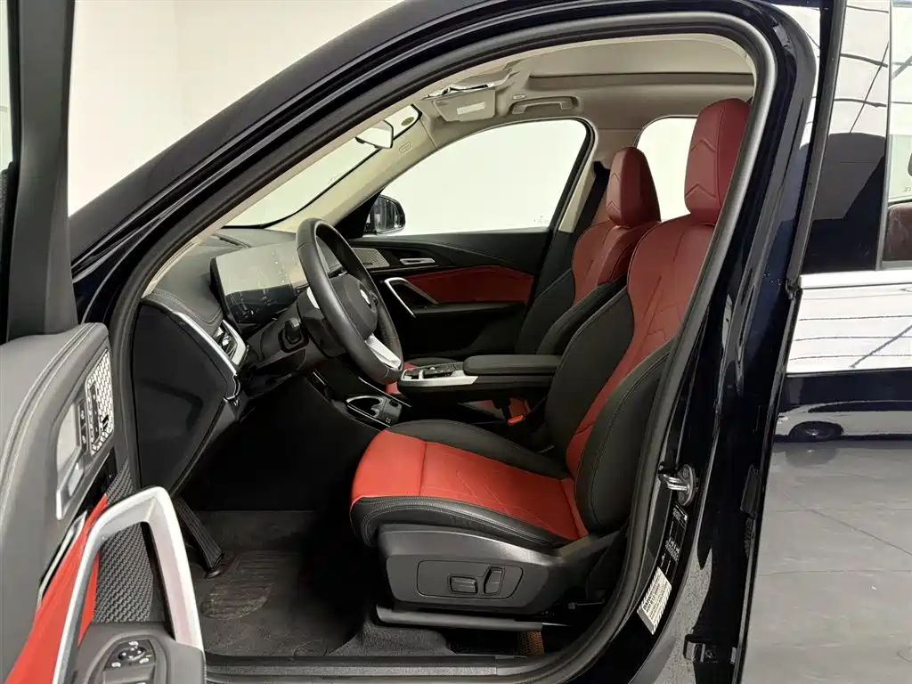 BMW X1 2024 sDrive25Li X Design Package фото 11