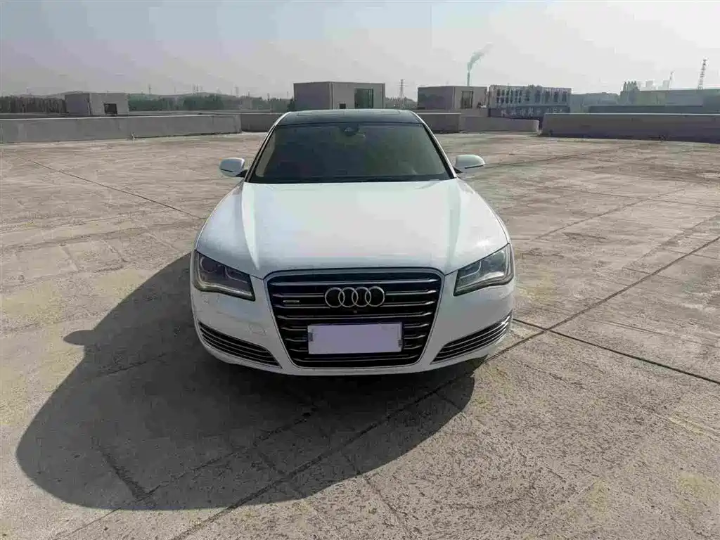 Audi A8 2014 A8L 45 TFSI quattro Comfort фото 2