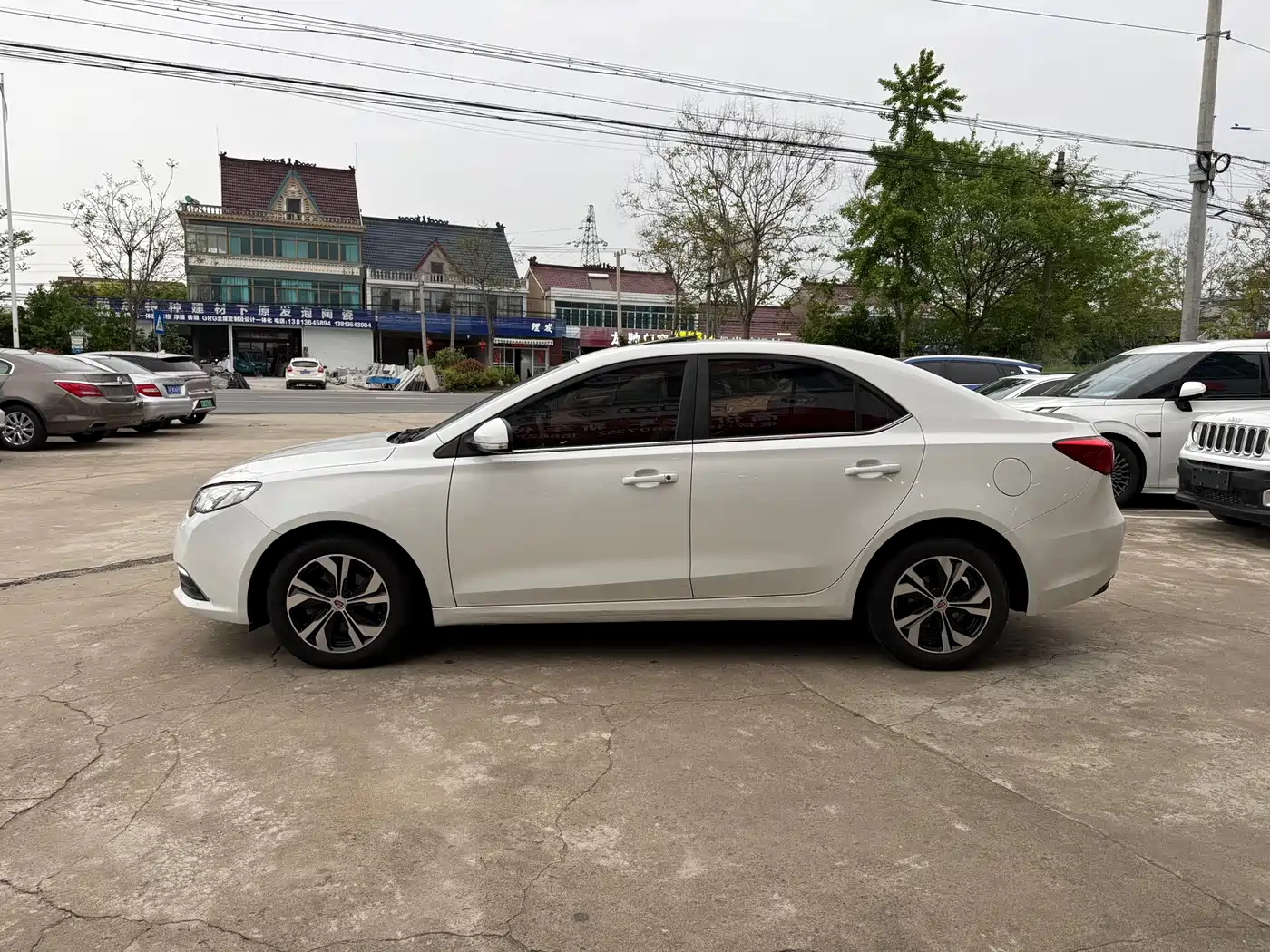 Roewe 360 2017 2017 1.5L Auto Luxury Edition