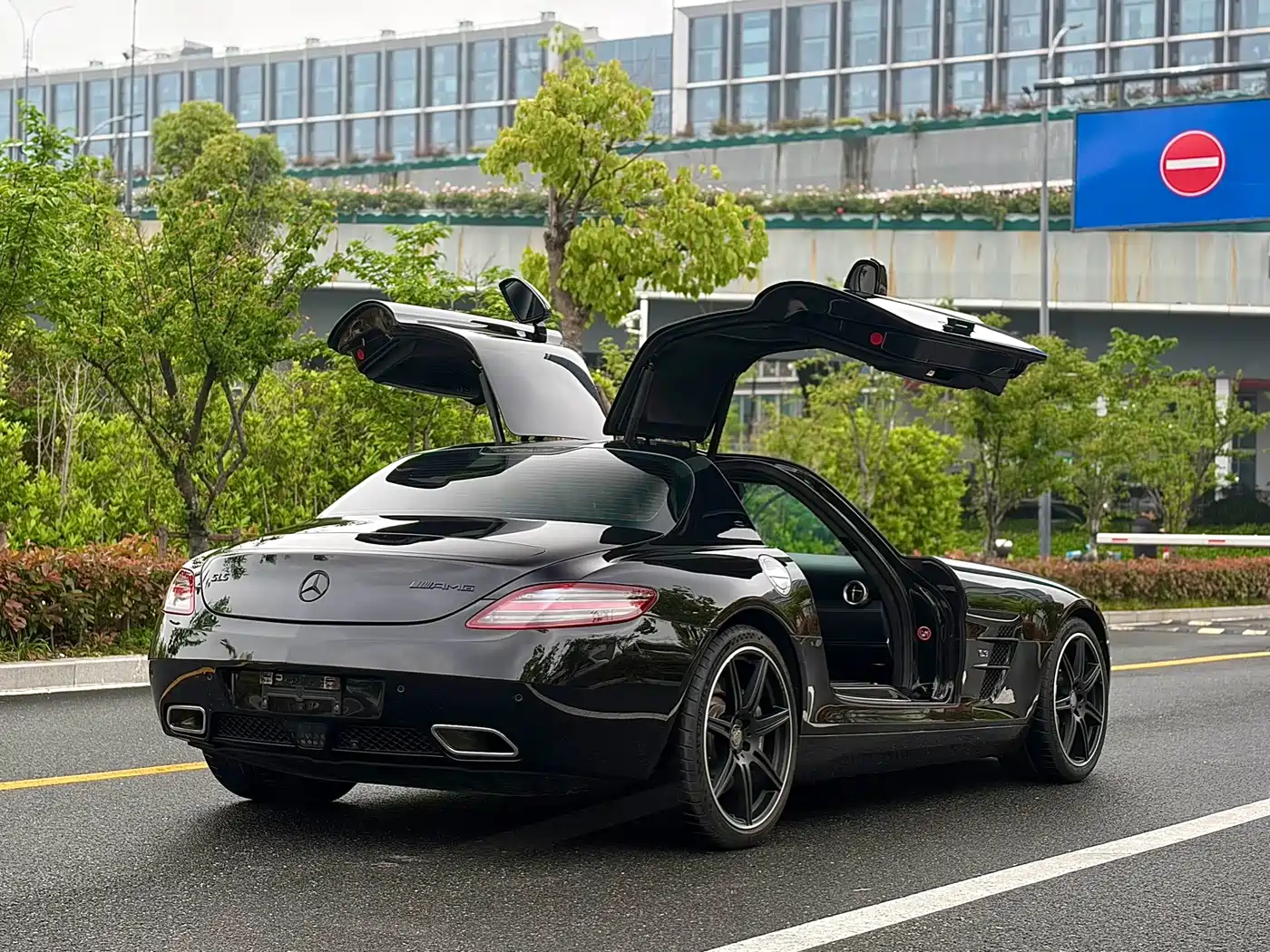 Mercedes-Benz SLS AMG 2015 2011 SLS AMG