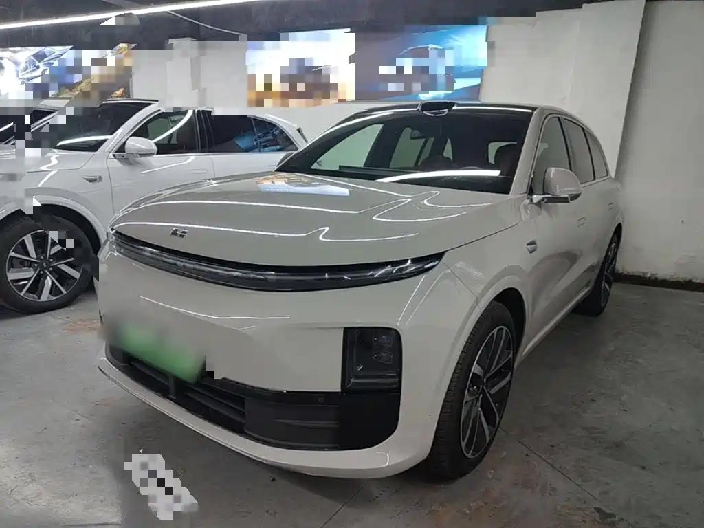 Li Auto L6 2024