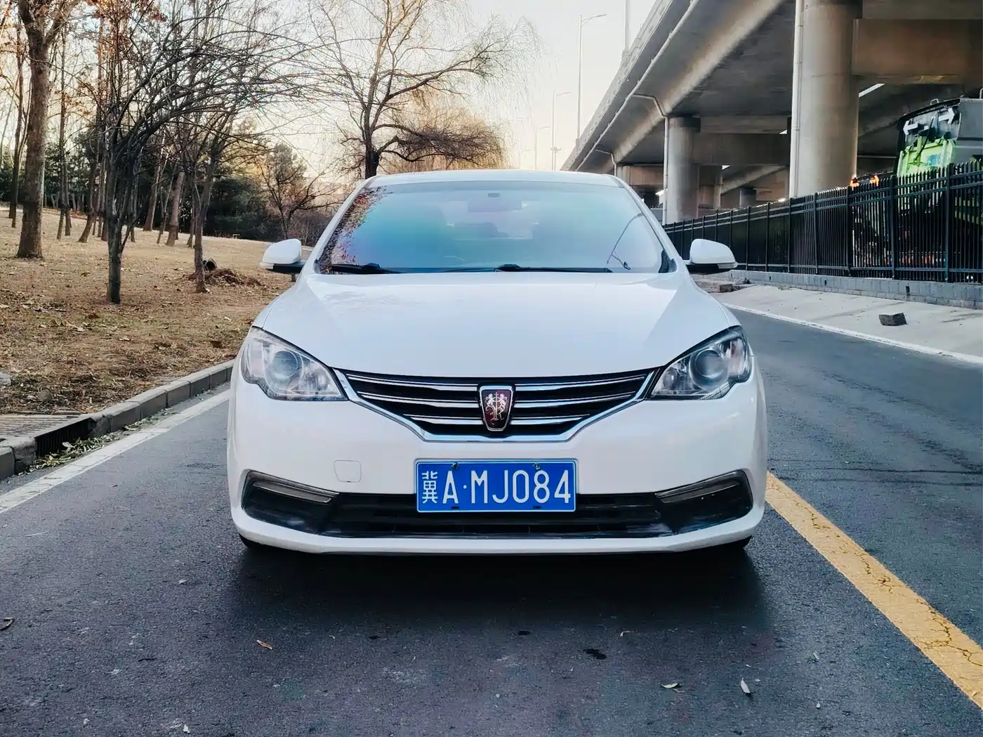 Roewe 360 2017 2015 1.5L Automatic Luxury