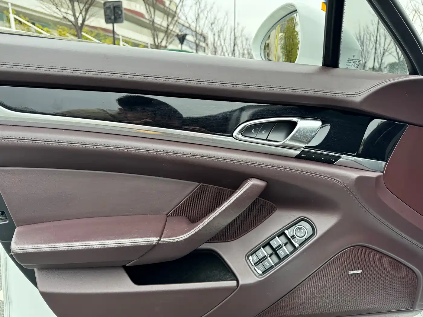 Porsche Panamera 2014 Panamera 4 3.0T фото 16