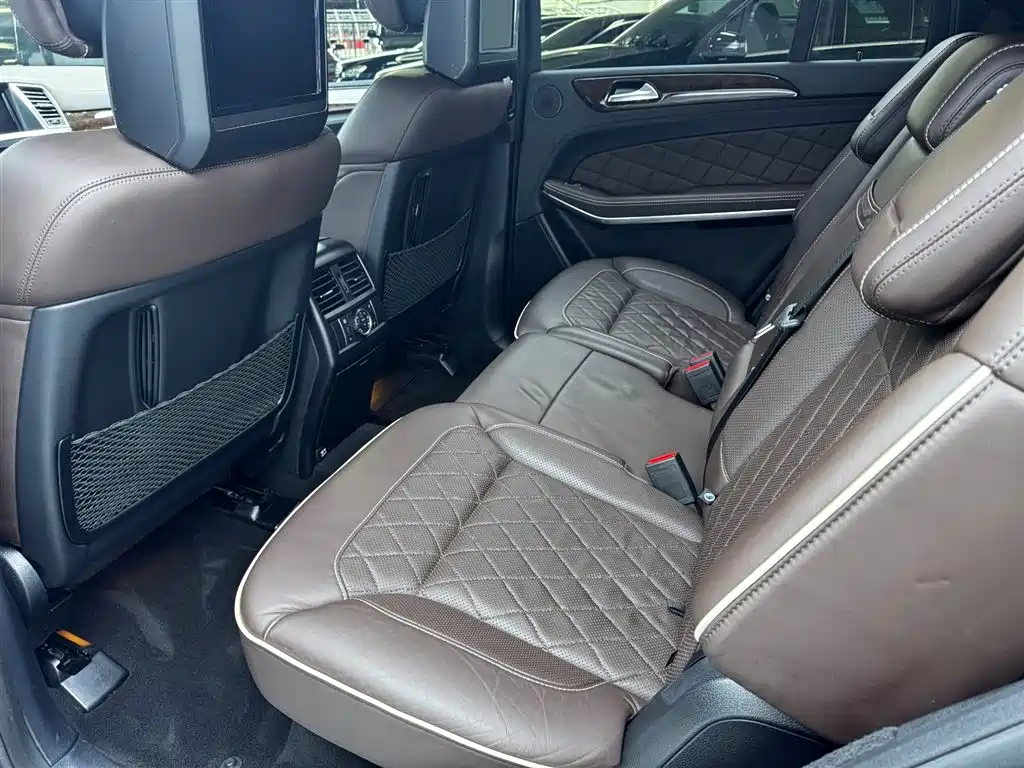 Mercedes-Benz GL-Class фото 23