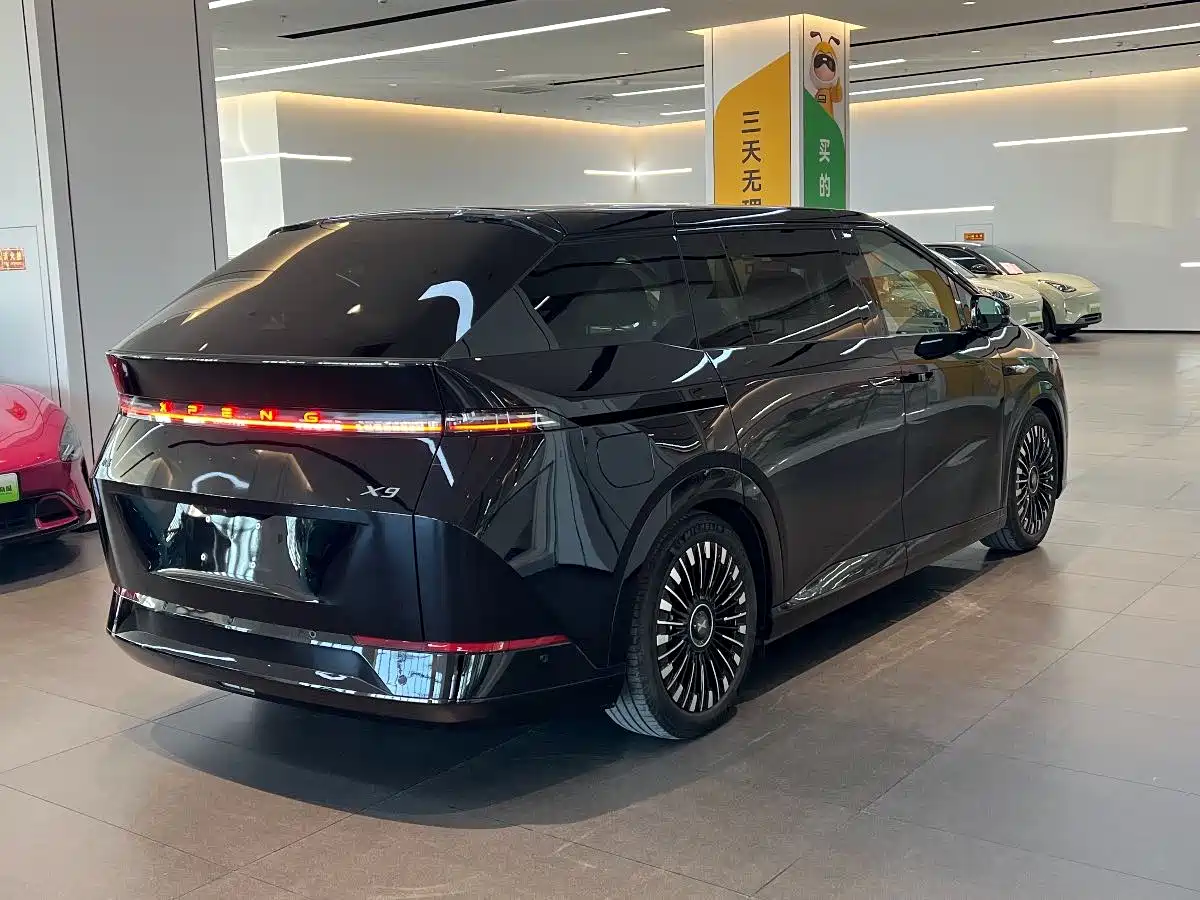 XIAOPENG X9
