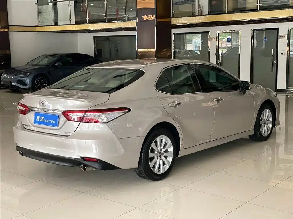 Toyota Camry 2019 2.0G Luxury Edition China VI фото 5