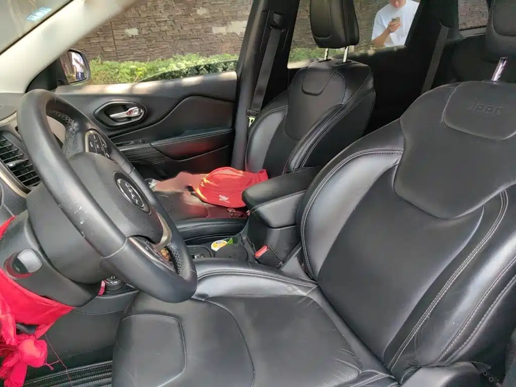 Jeep Cherokee (Import) 2014 2014 2.4L Luxury