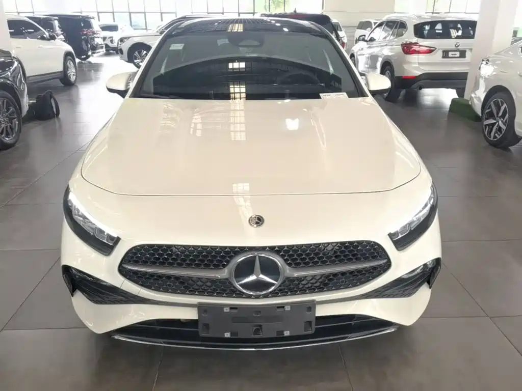 Mercedes-Benz A-Class 2025 2025 A 200 L Fashion Edition