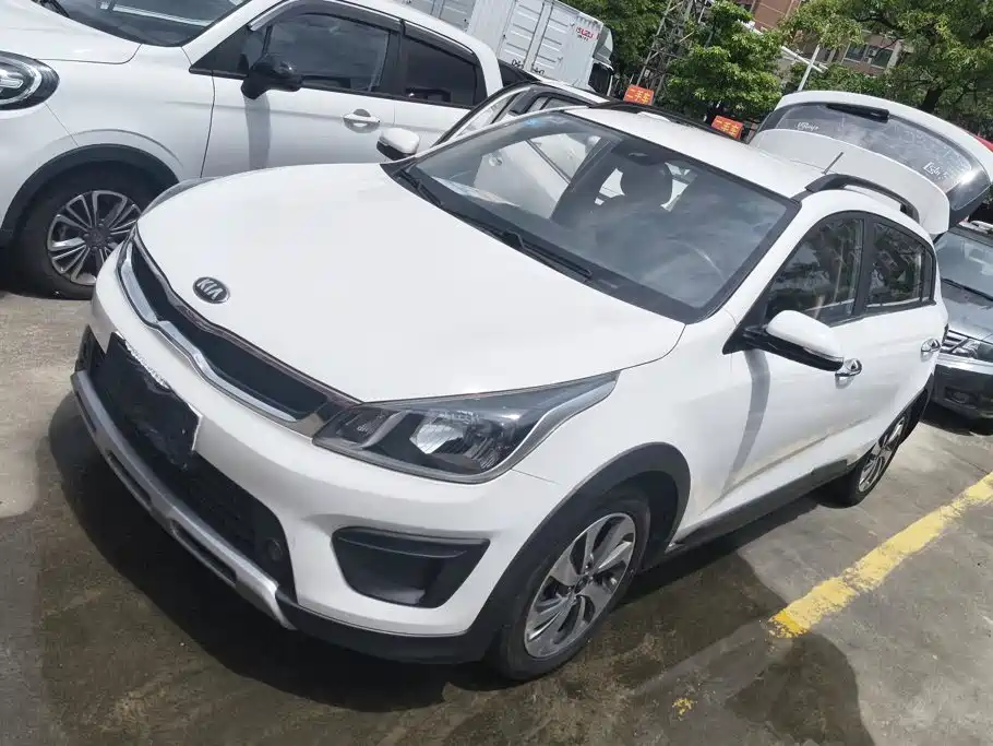 Kia KX CROSS 2017 1.4L AT GLS