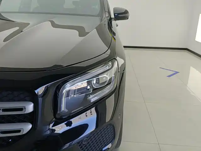 Mercedes-Benz GLB 2023 GLB 220 Dynamic — фото 5